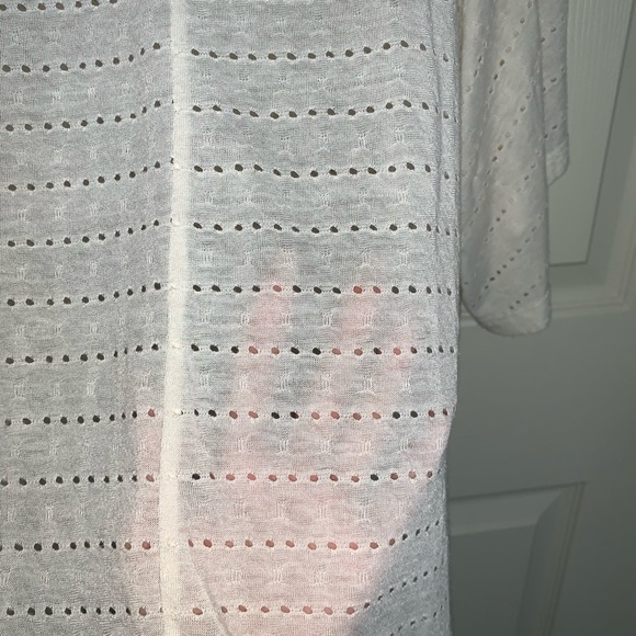 OPEN OFF SHOULDER CREAM BLOUSE - Picture 6 of 6